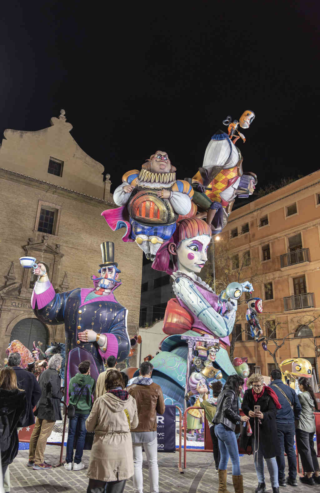 Valencia - fallas 2023 - falla Quart-Palomar - Ciber 09.jpg